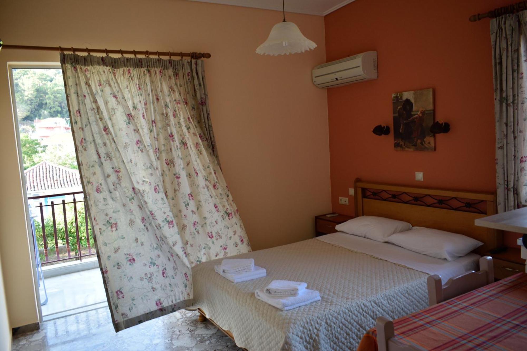 Stamoulis Apartments Agia Efimia Cameră foto